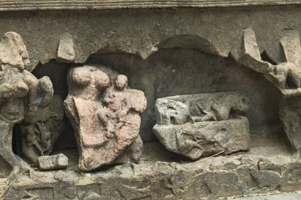 Dhora Nag Mandir: Where broken idols are worshipped, those who tried to repair the broken roof had to face death!