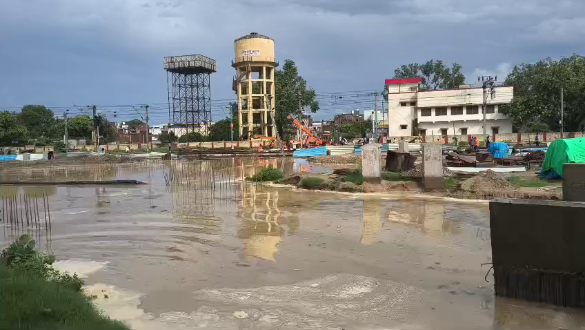 Kasganj heavy rain