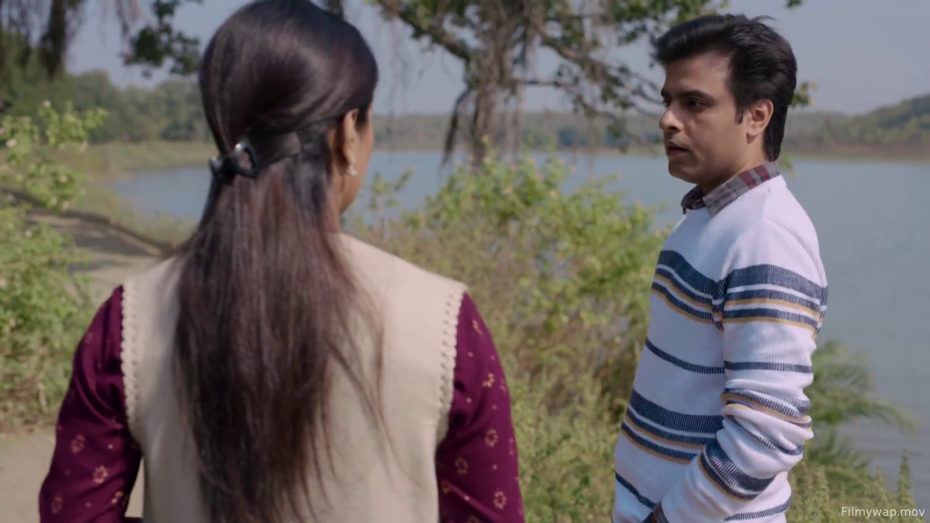 Panchayat Rinki Kiss Scene