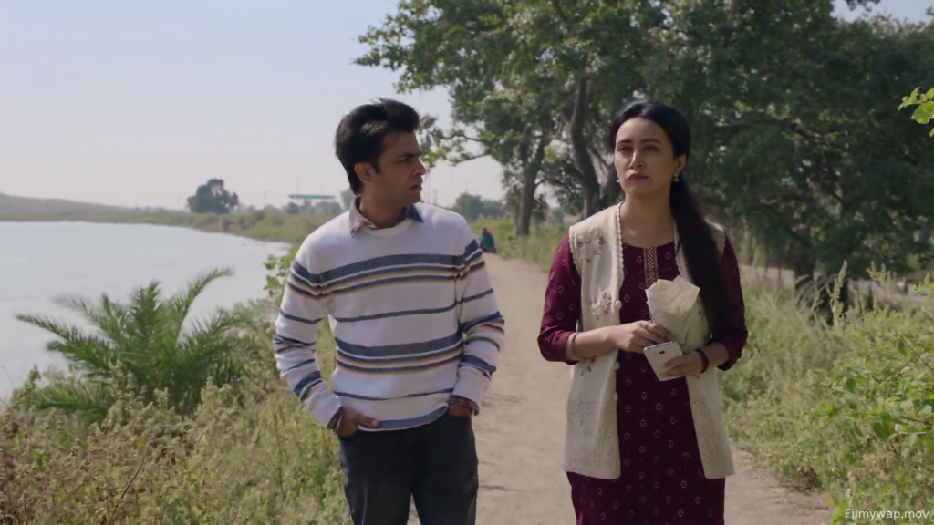 Panchayat Rinki Kiss Scene