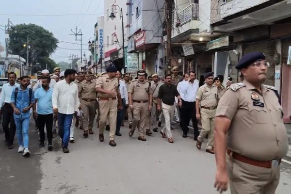 A flag march was carried out by the police and administration in Bareilly as part of preparations for Independence Day.