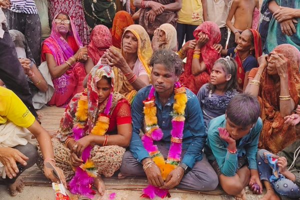 hamirpur-love-marriage-wife-children-reunion