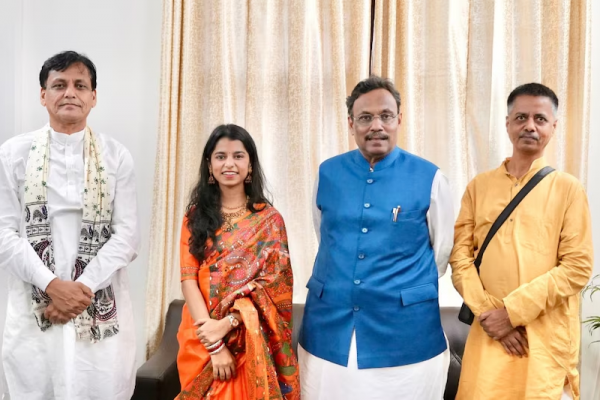 "मौका मिला तो जरूर लड़ूंगी चुनाव": लोक गायिका मैथिली ठाकुर ने किया बड़ा ऐलान