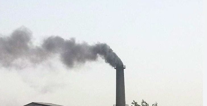 कानपुर देहात में प्रदूषण बढ़ा, धुंध और नमी से सांस लेने में हो रही परेशानी 3 image 196 2