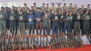 छत्तीसगढ़ के अबूझमाड़ में 208 नक्सलियों ने किया सरेंडर, 98 पुरुष और 110 महिलाएं शामिल छत्तीसगढ़ के अबूझमाड़ में 208 नक्सलियों ने किया सरेंडर, 98 पुरुष और 110 महिलाएं शामिल