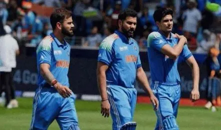 India vs Australia 2nd ODI: एडिलेड में भारत की खराब शुरुआत, शुभमन और कोहली जल्द लौटे पवेलियन 3 image 268 2
