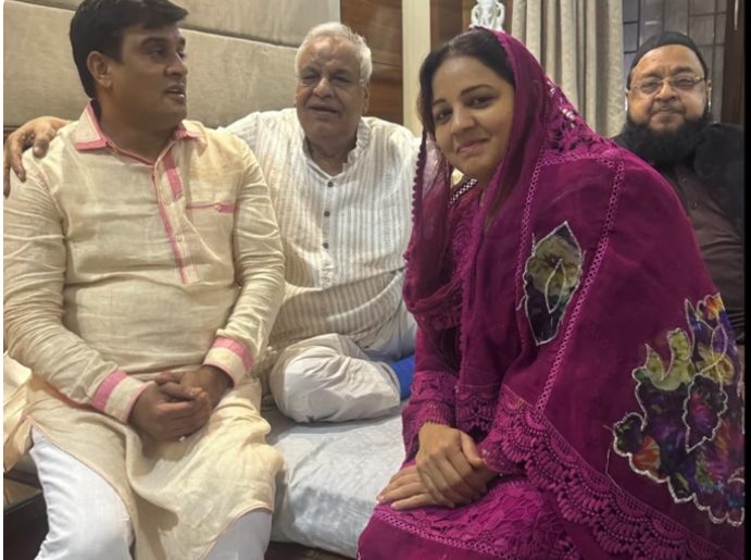 पति इरफान के साथ सपा MLA नसीम सोलंकी ने दीवाली के बाद बीजेपी नेताओं से की मुलाकात, साझा की तस्वीरें 5 image 284 4