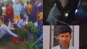 हाथरस: सांप के काटने से 12 वर्षीय बच्चे की मौत, परिजन 4 दिन तक झाड़-फूंक करते रहे 3 image 315 2