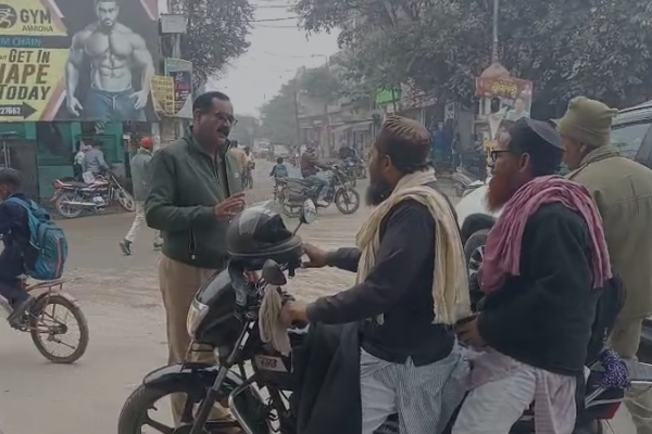 amroha-traffic-police-action-310-vehicles-challan