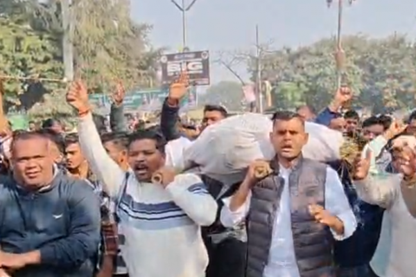 farrukhabad-bamba-safai-na-hone-se-fasal-jalmagn