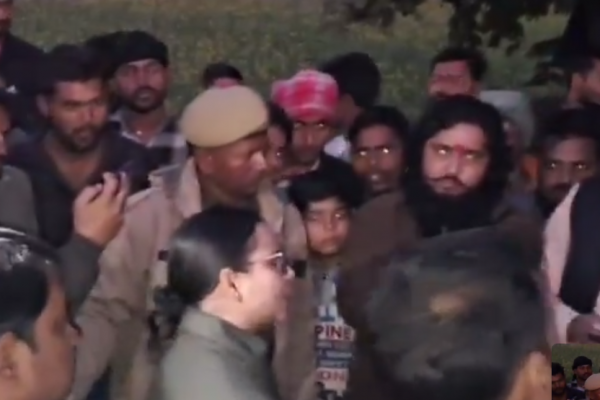 कानपुर देहात में ओवरलोड ट्रकों को लेकर बवाल, ग्रामीणों ने किया चक्का जाम, कई घंटे बाधित रहा यातायात