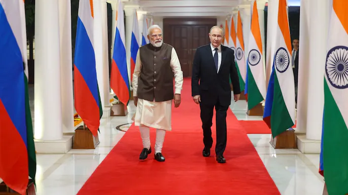 Putin India Visit LIVE: पुतिन आज राष्ट्रपति भवन में औपचारिक स्वागत के बाद राजघाट जाएंगे, भारत-रूस शिखर सम्मेलन पर दुनियाभर की नजर 2 image 48 1