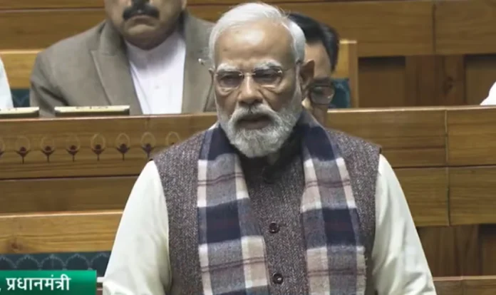 PM Modi in Parliament: 'वंदे मातरम् बोलने पर दी जाती थी सजा' 2 image 71 1