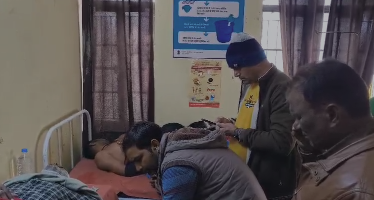 औरैया में गली विवाद ने लिया हिंसक रूप, दो पक्षों में जमकर मारपीट, आधा दर्जन से अधिक घायल 2 image 17 1