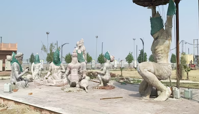 अयोध्या के गुप्तारघाट पर 18 करोड़ का ओपन थिएटर अंतिम चरण में, श्रद्धालुओं को मिलेगा त्रेता युग का अनुभव