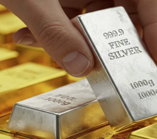 Gold Silver Price Today: जिसका डर था वही हुआ, ₹17,000 उछली चांदी, सोने ने लगाई तेज छलांग
