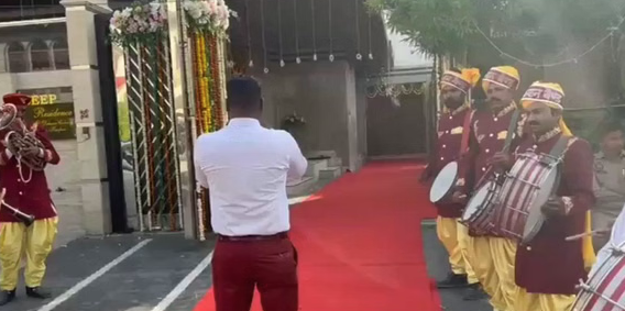 KuldeepYadavWedding: शादी के बाद कुलदीप यादव का भव्य स्वागत