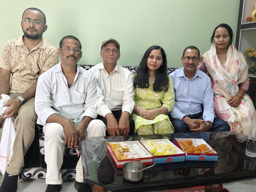 रायबरेली की अनन्या त्रिवेदी ने यूपी पीसीएस 2024 में हासिल किया दूसरा स्थान, परिवार और मेहनत का मिला श्रेय