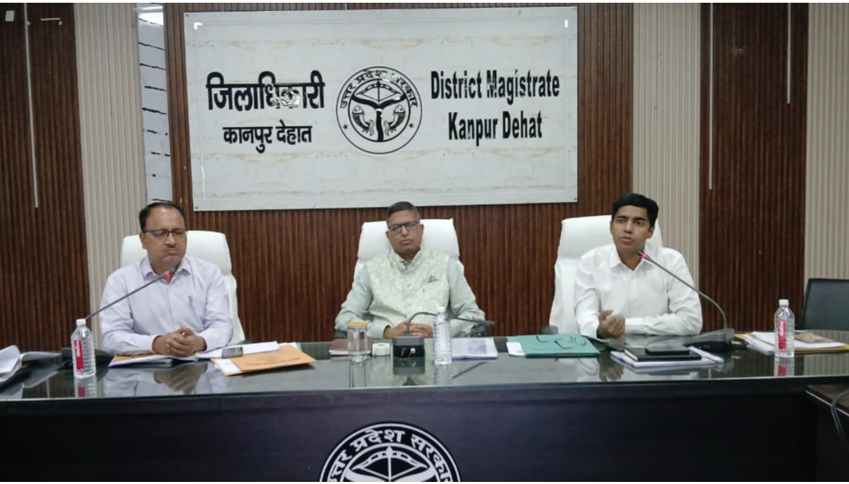 कानपुर देहात: जिलाधिकारी ने की स्वास्थ्य समिति की मासिक समीक्षा, गर्भवती महिलाओं व बच्चों का शत प्रतिशत टीकाकरण सुनिश्चित करने के निर्देश