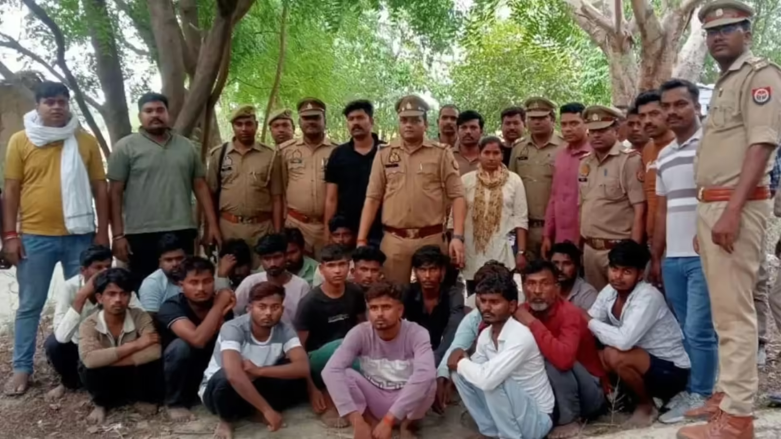 Kanpur cyber fraud gang: कानपुर का ‘UP का जामताड़ा’ बेनकाब! 20 साइबर ठग गिरफ्तार, पोर्न कॉल से ऐसे बनाते थे शिकार”