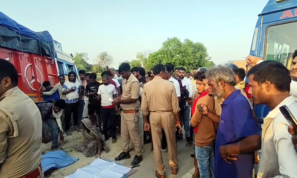 फतेहपुर में बेकाबू ट्रक ने खड़े डंपर में पीछे से मारी जोरदार टक्कर, खलासी की दर्दनाक मौत