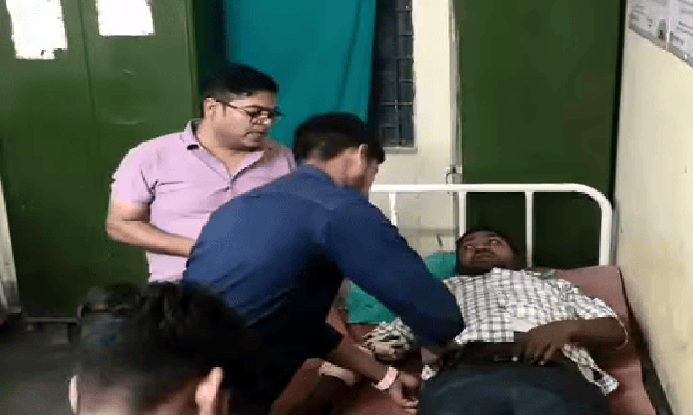 हमीरपुर में फतेहपुर के बारातियों से भरी बोलेरो पलटी: एक की मौत, पांच बच्चों समेत 9 घायल