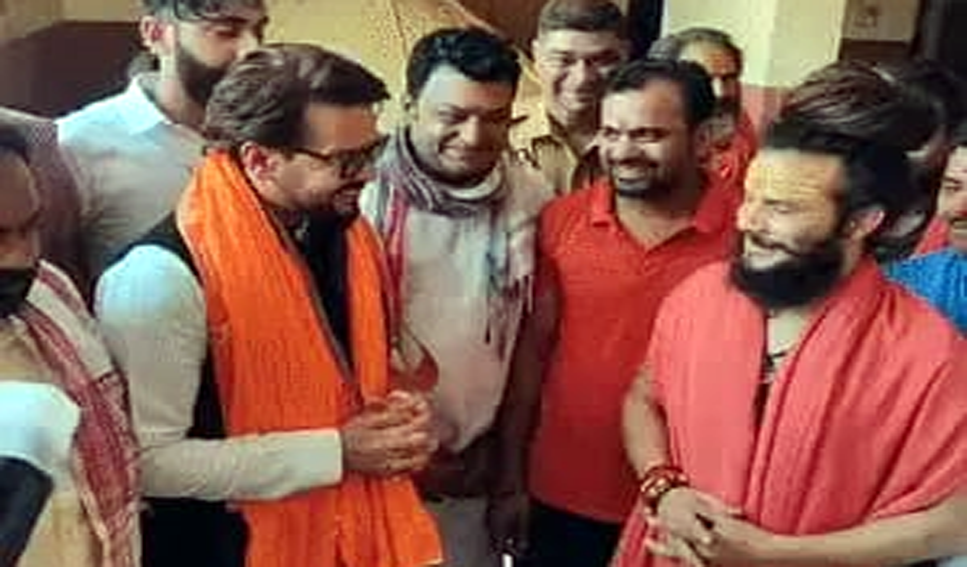 राम मंदिर के नाम से मातम करने वाले दान-चढ़ावे की चिंता ना करें, विपक्ष पर बरसे अनुराग ठाकुर