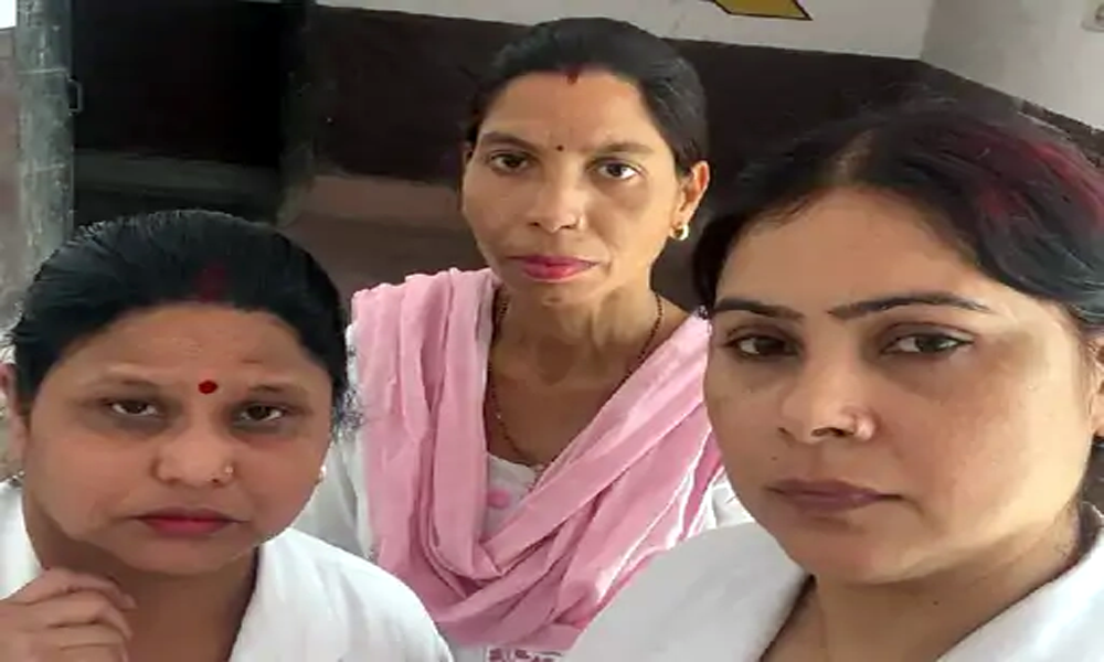 कानपुर के आजाद नगर ESI हॉस्पिटल में CMS को जूते से पीटने वाली तीन नर्सों पर FIR