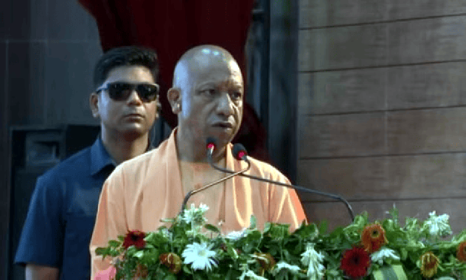 कानपुर पहुंचे CM योगी, प्रदर्शनी का किया अवलोकन; बोले- आधुनिक तकनीक से जुड़ेगा अन्नदाता