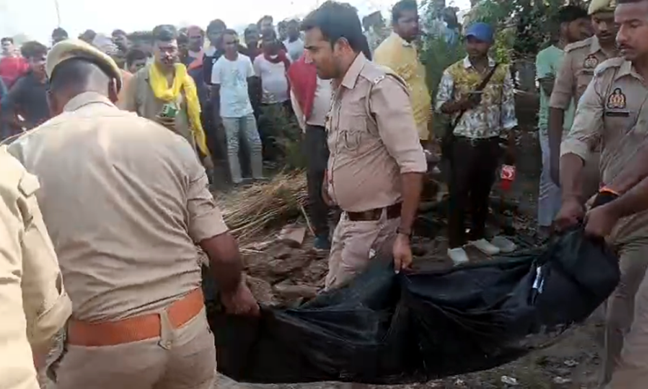 प्रयागराज में परिवार की दो महिलाओं समेत 3 की हत्या से सनसनी, दौड़ा-दौड़ाकर मारा