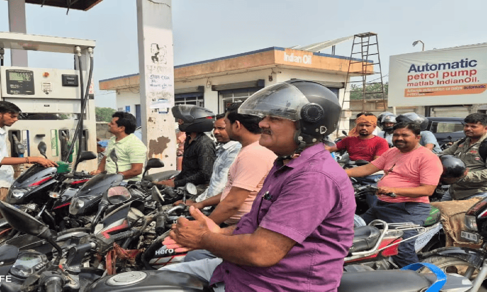 प्राइवेट सेक्टर की कंपनी ने घटाये पेट्रोल-डीजल के दाम, सरकारी कंपनियों की अभी ‘नो’